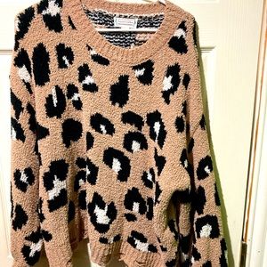 soft & cozy distressed sweater leopard